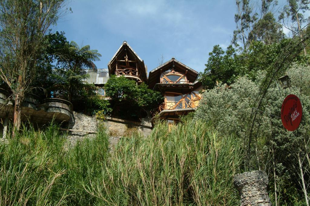 Finca Chamanapamba Guest House Banos  Exterior photo