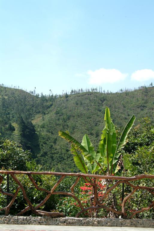 Finca Chamanapamba Guest House Banos  Exterior photo