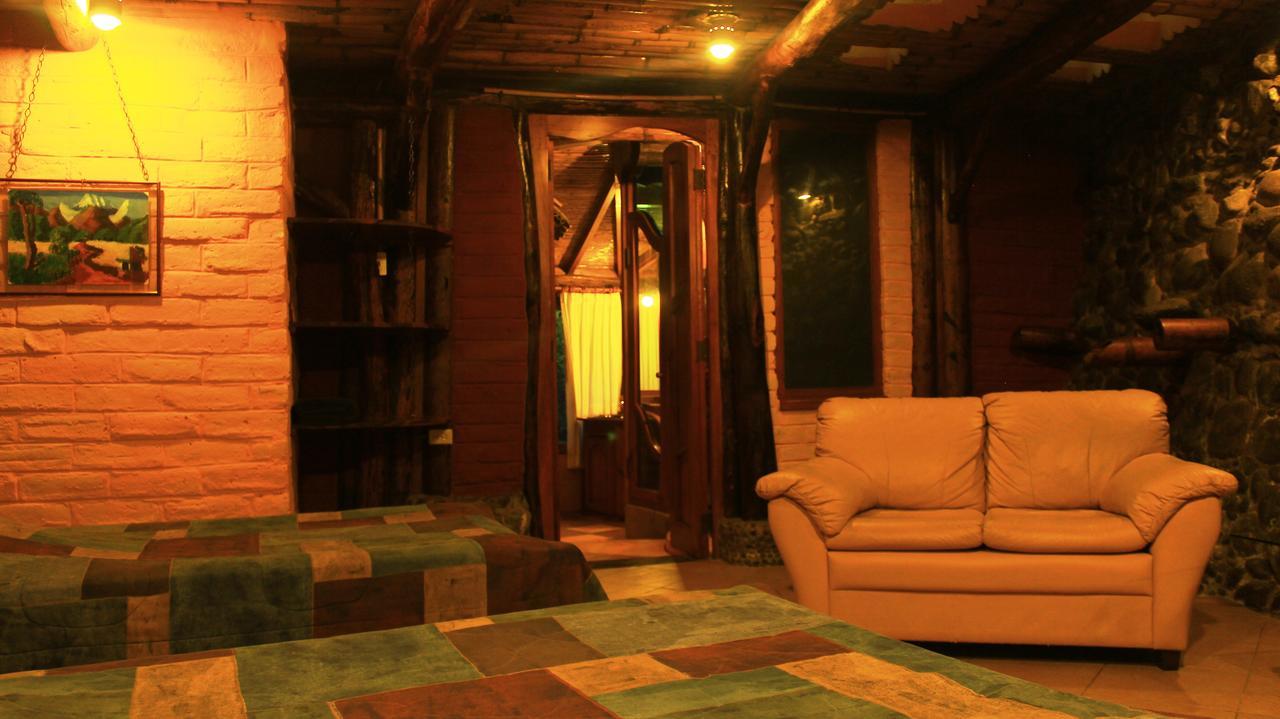 Finca Chamanapamba Guest House Banos  Room photo